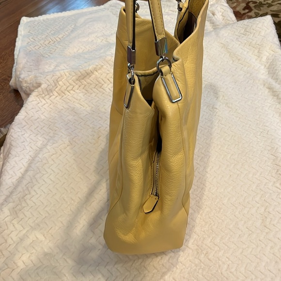 Leather Coach Bag - Picture 4 of 9